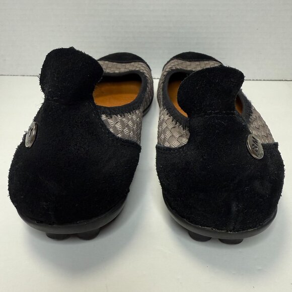 Bernie Mev Bella Me Women's Sz8 Pewter Metallic Braid Flats Black Suede Cap Toe - Picture 6 of 7